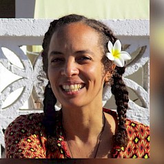 Lucía Piedra Galarraga: carnet n. 275